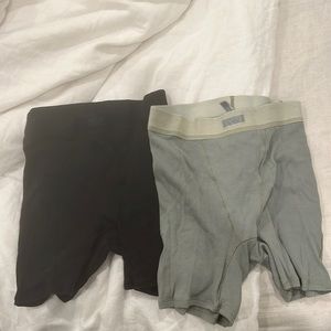 Skims M cotton rib boxers - soot and mineral